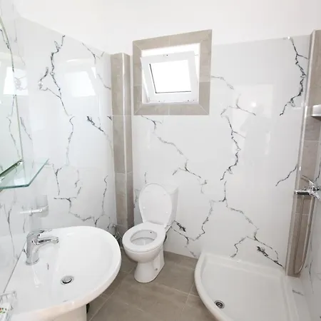 Real Hotel Sarande
