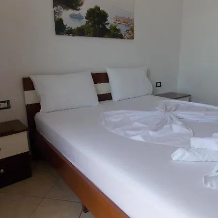 Real 3* Sarandë